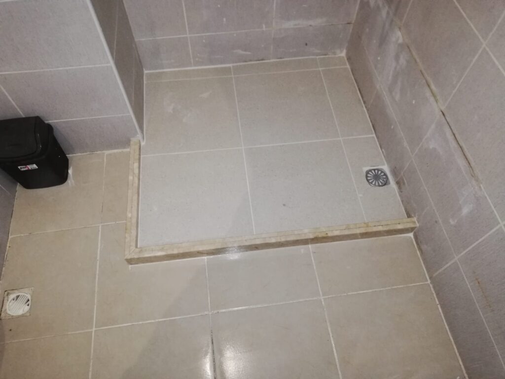 İzmit Duşakabin Tekne Kaldırma